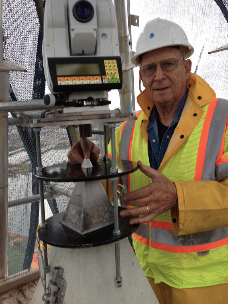 Illustration for article titled Here's What the Tip of the Washington Monument Looks Like Up Close